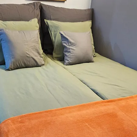 Fyrtel Apartment *
